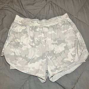 *SOLD* Avia Women Bike Liner Running Shorts Gray Camo High Rise Drawstring - XL